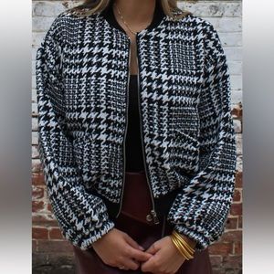 NWT Size Medium Herringbone Jacket